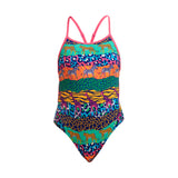 Filles Twisted One Piece Gone Wild