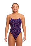 Women's One Piece Twisted  Serial Texter